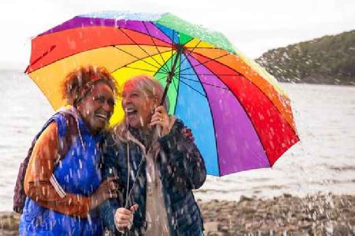 Atlantic 'storm' warning in Bank Holiday weekend weather forecast