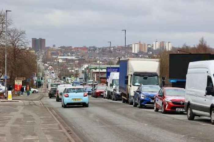 Live Monday travel updates as 'gas leak' causes delays and smash shuts road