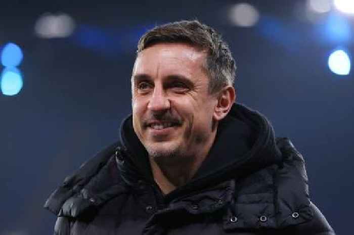 Gary Neville gives final top-five Premier League prediction with shock Chelsea verdict