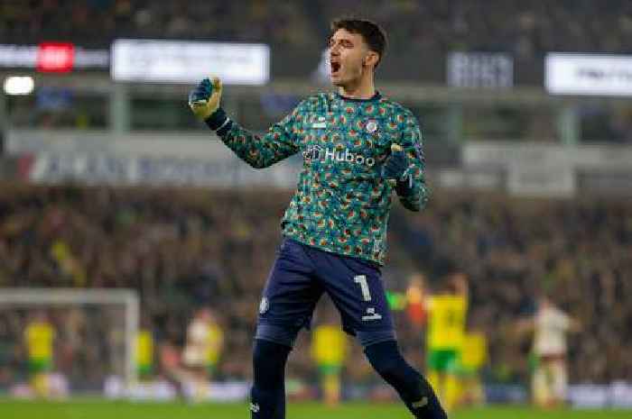 Liam Manning recognises need for Max O'Leary competition within Bristol City transfer plans
