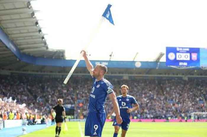 Final Jamie Vardy transfer decision made as club director gives one-word answer to deal