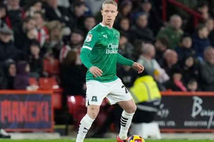 Former Plymouth Argyle midfielder Adam Forshaw released by Blackburn Rovers