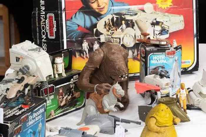 The Office star flogs childhood Star Wars toys for eye-watering sum