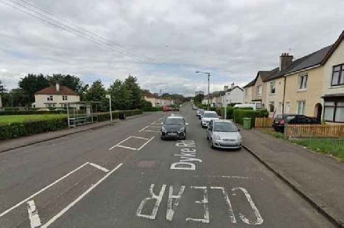 Man struck with Jeep in hit and run while waiting at Glasgow bus stop
