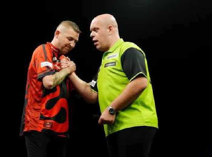Michael van Gerwen is darts GOAT and my idol but I want to pile on Premier League pain