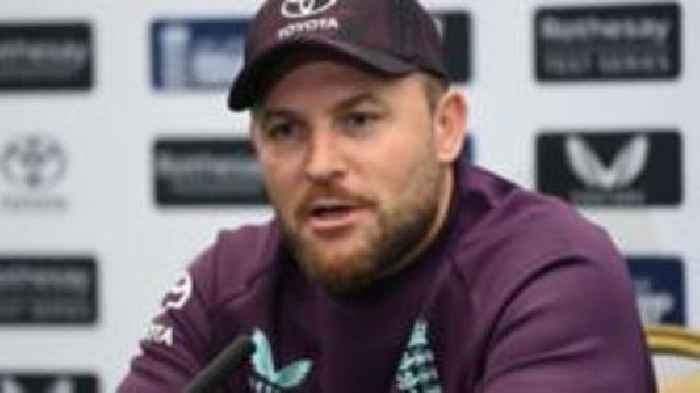 McCullum calls on England to improve 'humility'