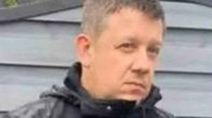 Prison officer caught in 13-year-old girl chat sting