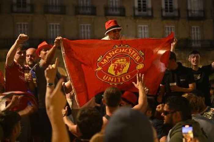 Man Utd and Tottenham fans enjoy boozy scenes in Bilbao ahead of Europa League final