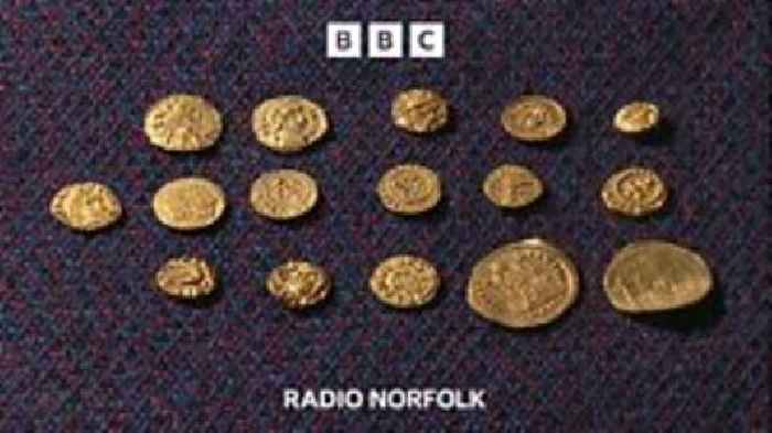 Gold hoard an ‘Incredible feet of metal detecting’