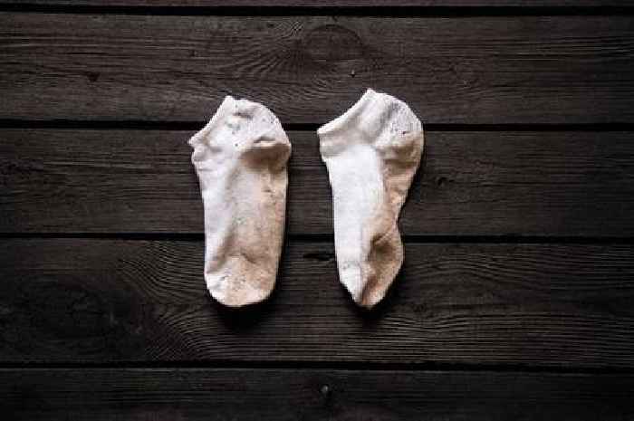 'Miracle' product will get dull white socks bright again after one wash