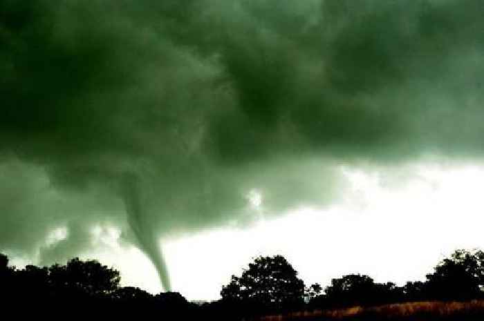 UK tornado alert as Met Office reveals exact area that could be hit