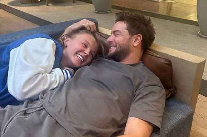 JoJo Siwa hints at Chris Hughes romance with lyric change during Mexico performance