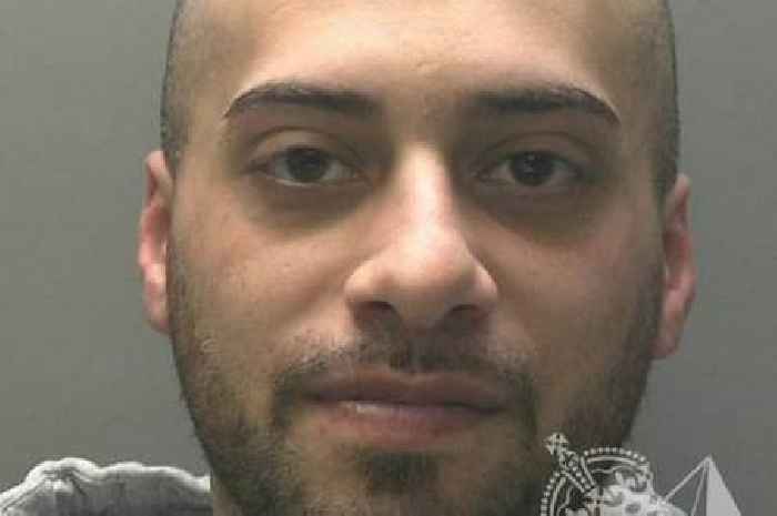 Chef found in house with £34,00 worth of heroin and cocaine hidden inside a washing machine