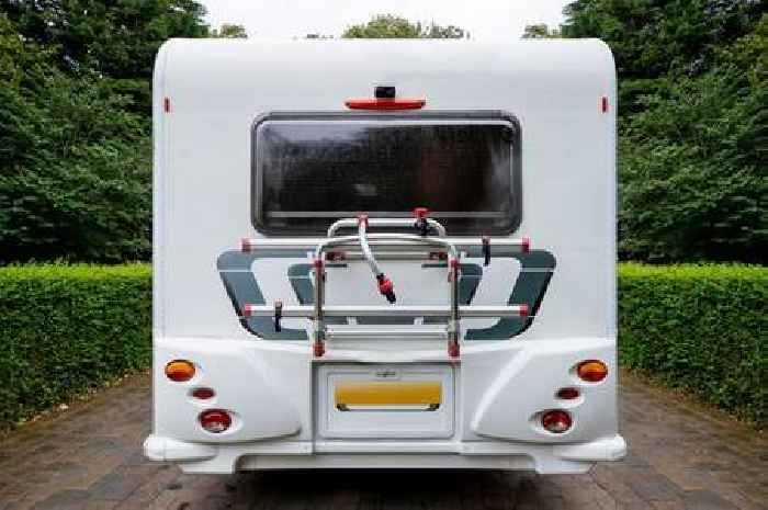 How many cars caravan owners are allowed behind them before a fine