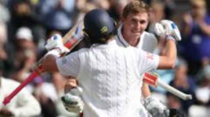 Pope, Crawley and Duckett centuries flatten Zimbabwe