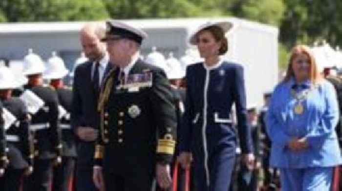 Kate officially names new Royal Navy warship HMS Glasgow