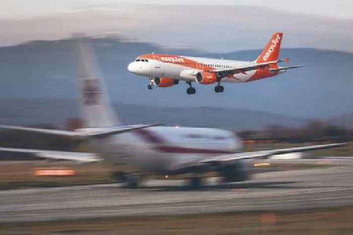 Easyjet hit by lower ticket prices as losses widen