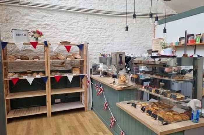 Kingswood café offers to pay for customers' parking after charges introduced