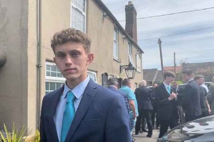 Call for Reform councillor to 'educate himself' after 'depression isn’t real’ tweet linked to him