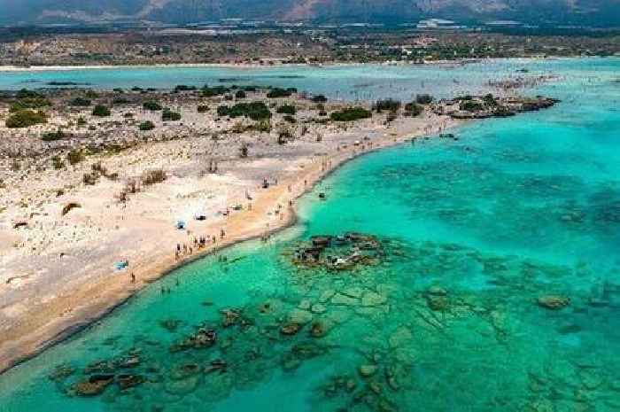 Crete earthquake LIVE: Greece tourists told to flee coast amid tsunami warning