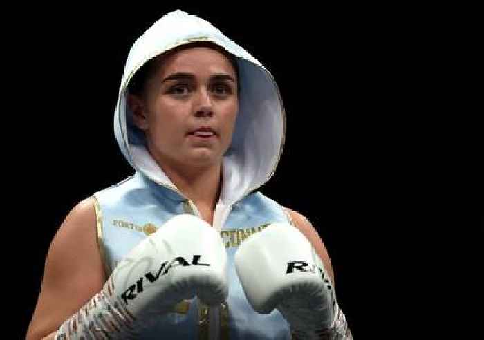 Female Team GB boxer dies at 25 just two weeks after getting married