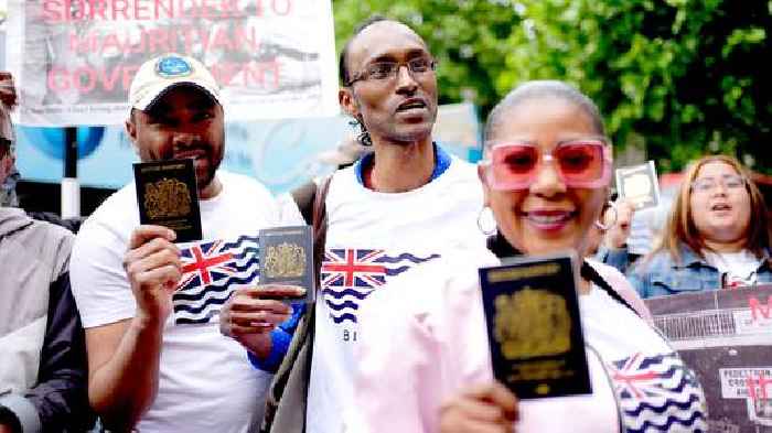 UK can sign deal handing Chagos Islands to Mauritius, High Court rules