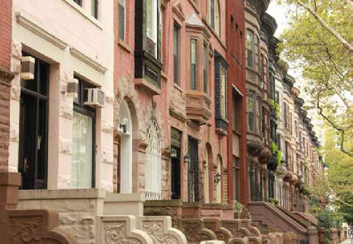 A new NYC thriller examines wealth and privilege on the UWS