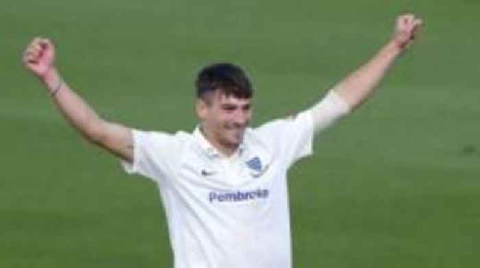 Four wickets for Crocombe as Sussex bowl out Hants