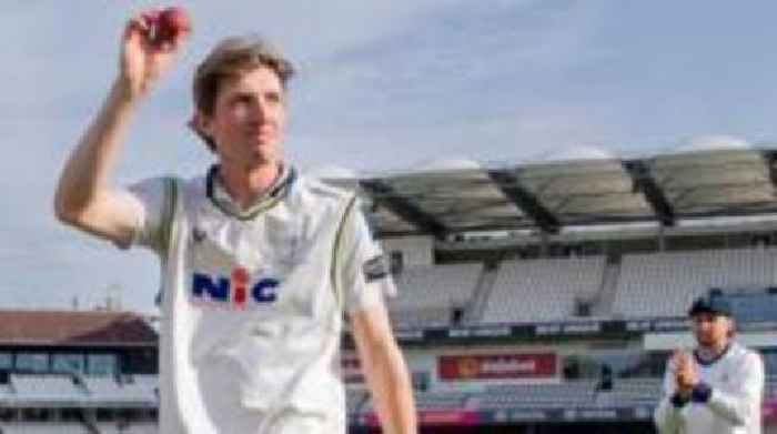Seamer Hill shines as Yorkshire & Notts batters toil