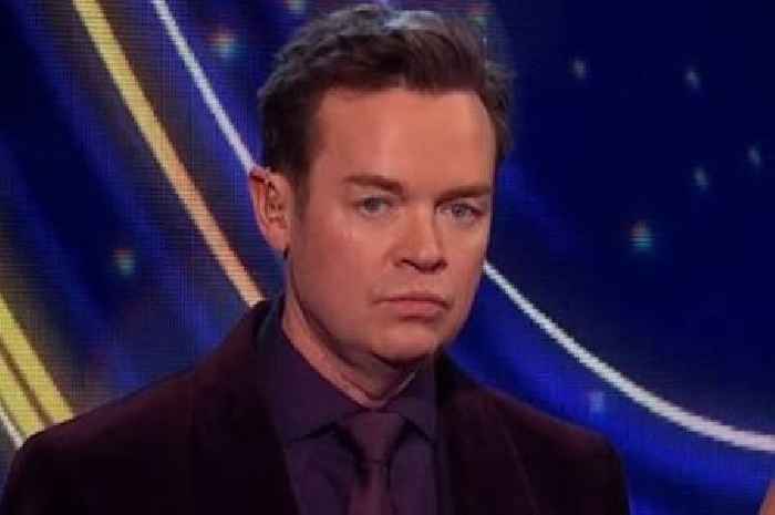 Stephen Mulhern breaks down in tears as he films new ITV show after his dad's death