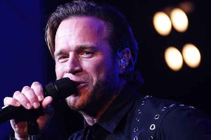 Olly Murs cancels two UK tour dates after health trouble