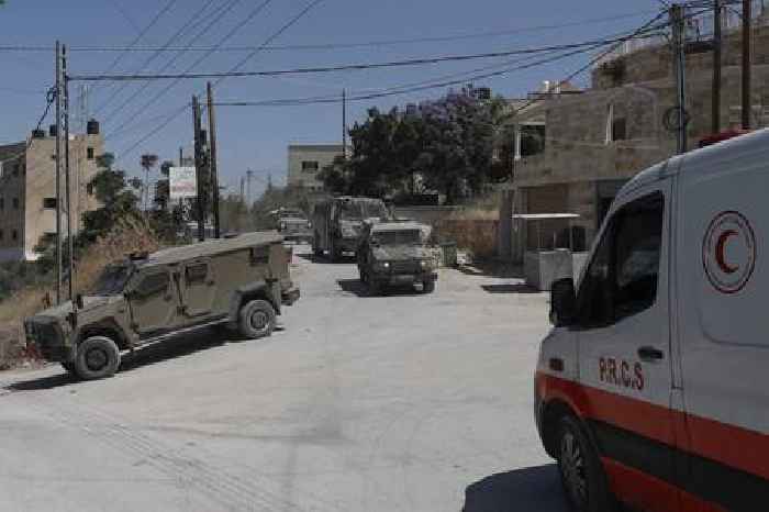 News24 | ‘Don’t shoot. I am Israeli’: Paramedic survives shooting by speaking Hebrew as 15 others killed