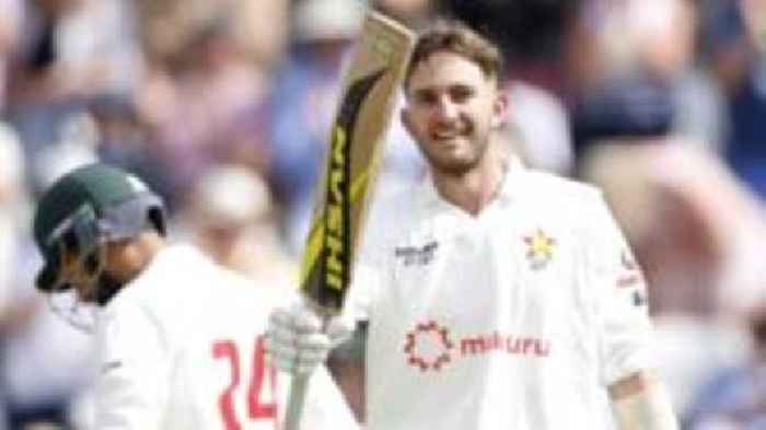 Cricket: Bennett delights Zimbabwe fans