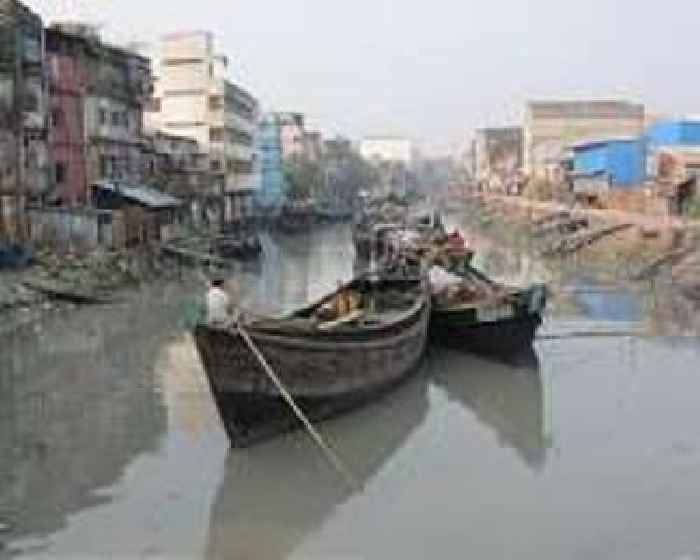 Bangladesh army chief wants elections 'by December'