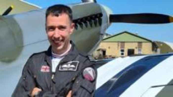 Plaque for Spitfire crash pilot to be unveiled