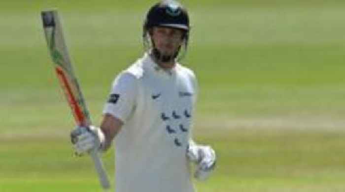 Sussex close on victory after Hants batting collapse