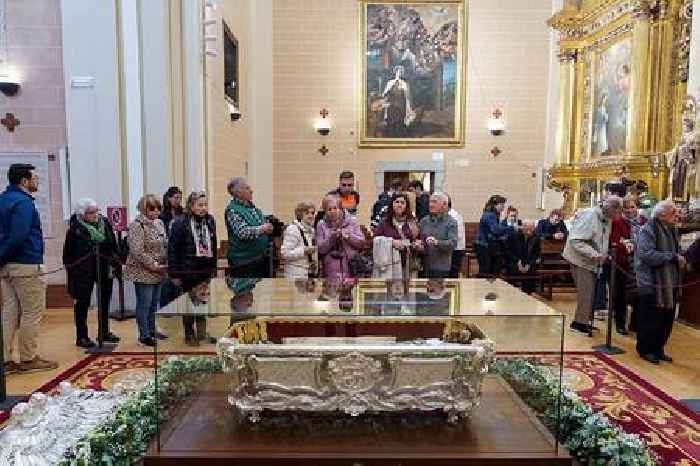 Public display of St Teresa’s remains divides opinion in Spain