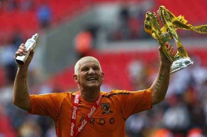 Dean Windass' emotional admission as Hull City hero finds answers in troubles of the past