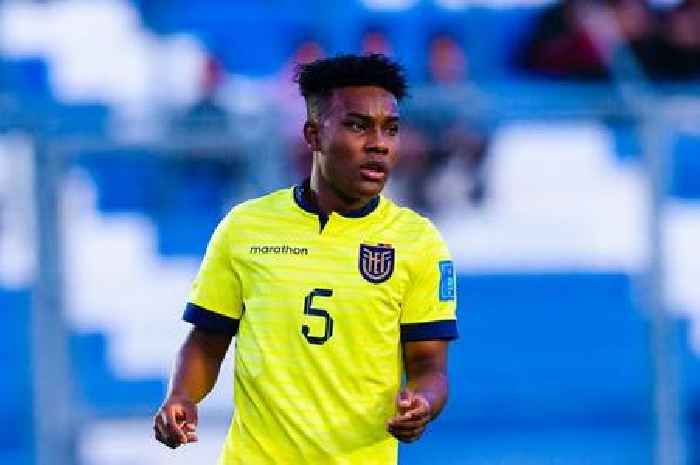 Verdict on Oscar Zambrano's Hull City future delivered by LDU Quito transfer chief