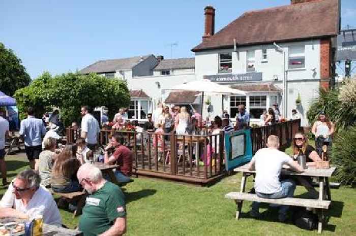 Pub brings back music festival to trendy part of town with its own pizza oven being fired up