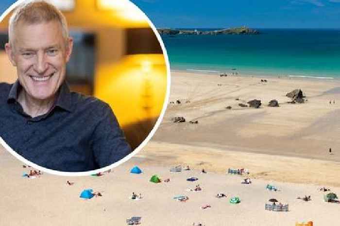 Jeremy Vine remembers 'dive-bombing seagulls' as he shares love for Cornwall