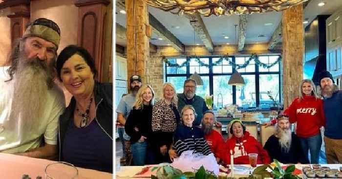 Phil Robertson's Family Life: What to Know About the 'Duck Dynasty' Star's Wife, Children, Secret Love Child and More