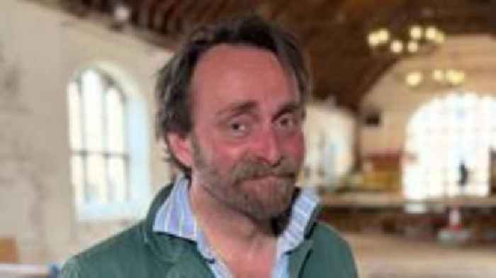 Theatre boss 'amazed' to show off Shakespeare stage