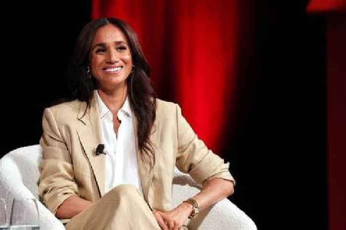 Meghan Markle's 'demanding' phone call with Anna Wintour that sparked Vogue chaos