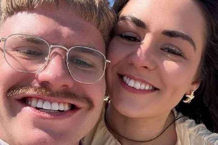 Wales rugby star Aaron Wainwright gets engaged to girlfriend on stunning Welsh beach