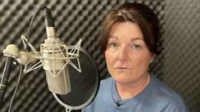 Voiceover artist calls on ScotRail to stop using her voice for AI announcements
