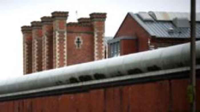 Senior police raise concern over early prisoner release plans