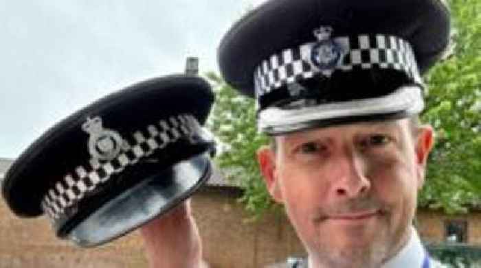 Police officer reunited with hat after 23 years