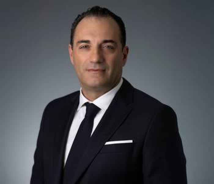 Stellantis: Vauxhall owner picks former Jeep boss as chief executive