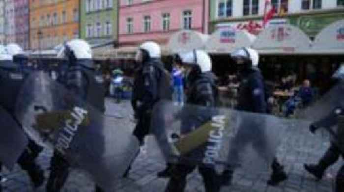 Fans arrested after clashes before Conference League final